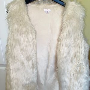 Fur vest